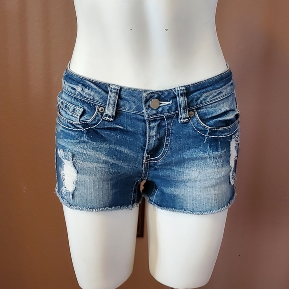 STANDARDS & PRACTICES distressed denim shorts 25 - Picture 1 of 7